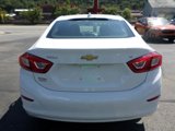 Used 2018 Chevrolet Cruze LT w/ Convenience Package image 5