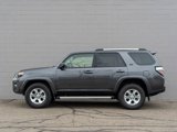 Used 2020 Toyota 4Runner 4WD image 2