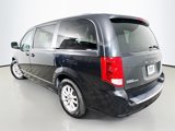 Used 2019 Dodge Grand Caravan SXT image 5