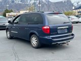 Used 2005 Chrysler Town & Country Touring w/ Trailer Tow Group image 6
