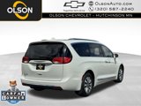 Used 2020 Chrysler Pacifica Touring-L Plus image 2