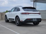 Certified 2024 Porsche Macan image 3