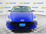 Used 2022 Hyundai Elantra SE image 2