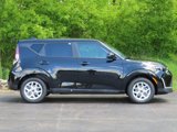 New 2025 Kia Soul LX image 2