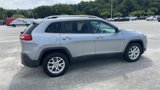 Used 2016 Jeep Cherokee Latitude w/ Safety/Convenience Group image 5