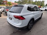 Used 2018 Volkswagen Tiguan SEL image 5