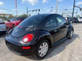 Used 2010 Volkswagen Beetle Coupe image 6