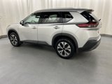 Used 2021 Nissan Rogue SV image 3