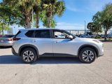 Used 2023 Nissan Rogue SV image 5