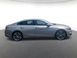 Used 2022 Chevrolet Malibu LT image 2