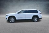 Used 2023 Jeep Grand Cherokee L Laredo image 2