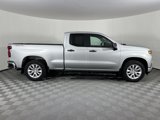 Used 2019 Chevrolet Silverado 1500 Custom w/ Custom Value Package image 3