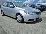 Used 2011 Kia Forte EX image 2