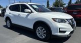 Used 2018 Nissan Rogue SV image 2