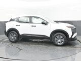 New 2025 Nissan Kicks S image 5