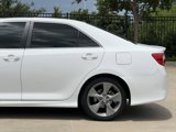 Used 2014 Toyota Camry SE image 5