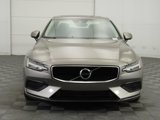 Used 2020 Volvo S60 T5 Momentum image 2