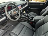 Used 2025 Porsche Cayenne Coupe image 4