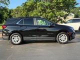 Used 2023 Chevrolet Equinox LT image 2