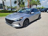 Used 2022 Hyundai Elantra SEL w/ Convenience Package image 4