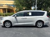 Used 2019 Chrysler Pacifica Touring-L Plus w/ Tire & Wheel Group image 5