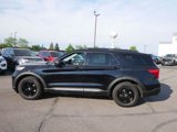 Certified 2022 Ford Explorer XLT w/ Equipment Group 202A image 4
