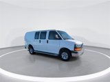 Used 2015 GMC Savana 2500 image 2