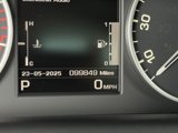 Used 2016 Land Rover LR4 HSE Silver Edition image 3