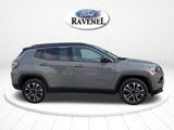 Used 2023 Jeep Compass Limited image 3