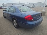 Used 2002 Ford Taurus SE image 4
