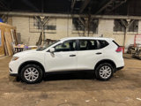 Used 2016 Nissan Rogue S image 2