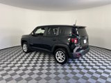 Used 2023 Jeep Renegade Latitude image 5
