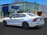 Certified 2022 Volvo S60 B5 Momentum w/ Premium Package image 5