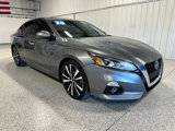 Used 2020 Nissan Altima 2.5 Platinum image 3