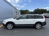 Used 2016 Volvo XC70 T5 Premier w/ Proximity Package image 4