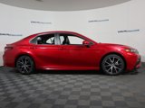 Used 2023 Toyota Camry SE image 4