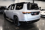 Used 2022 Jeep Grand Wagoneer Series III w/ Rear Seat Video Group 1 image 4