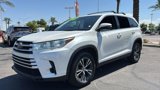 Used 2019 Toyota Highlander LE image 3