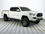 Used 2020 Toyota Tacoma SR5 image 3