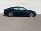 Used 2024 Nissan Altima 2.5 SV image 2