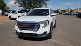Used 2023 GMC Terrain SLT image 3