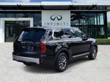 Used 2023 Kia Telluride LX image 3