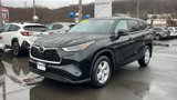 Certified 2022 Toyota Highlander L image 3