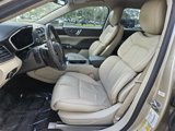 Used 2017 Lincoln Continental Select image 4