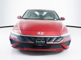 Used 2024 Hyundai Elantra SE image 2