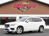 Used 2022 Volvo XC90 T6 Momentum image 2