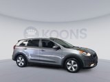 Used 2017 Kia Niro EX image 2