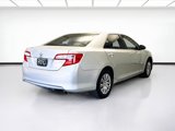 Used 2012 Toyota Camry LE image 4