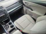 Used 2017 Toyota Camry LE image 4