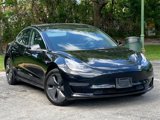 Used 2019 Tesla Model 3 Standard Range Plus image 3